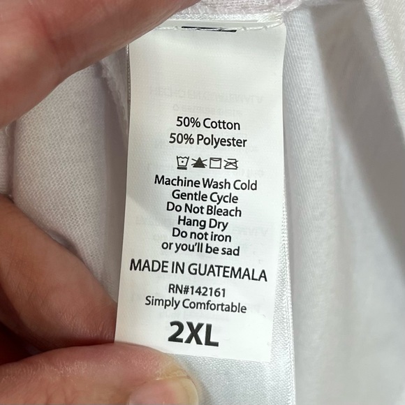 LuLaRoe 2XL Christmas Liv top with TC Christmas leggings - Picture 7 of 14